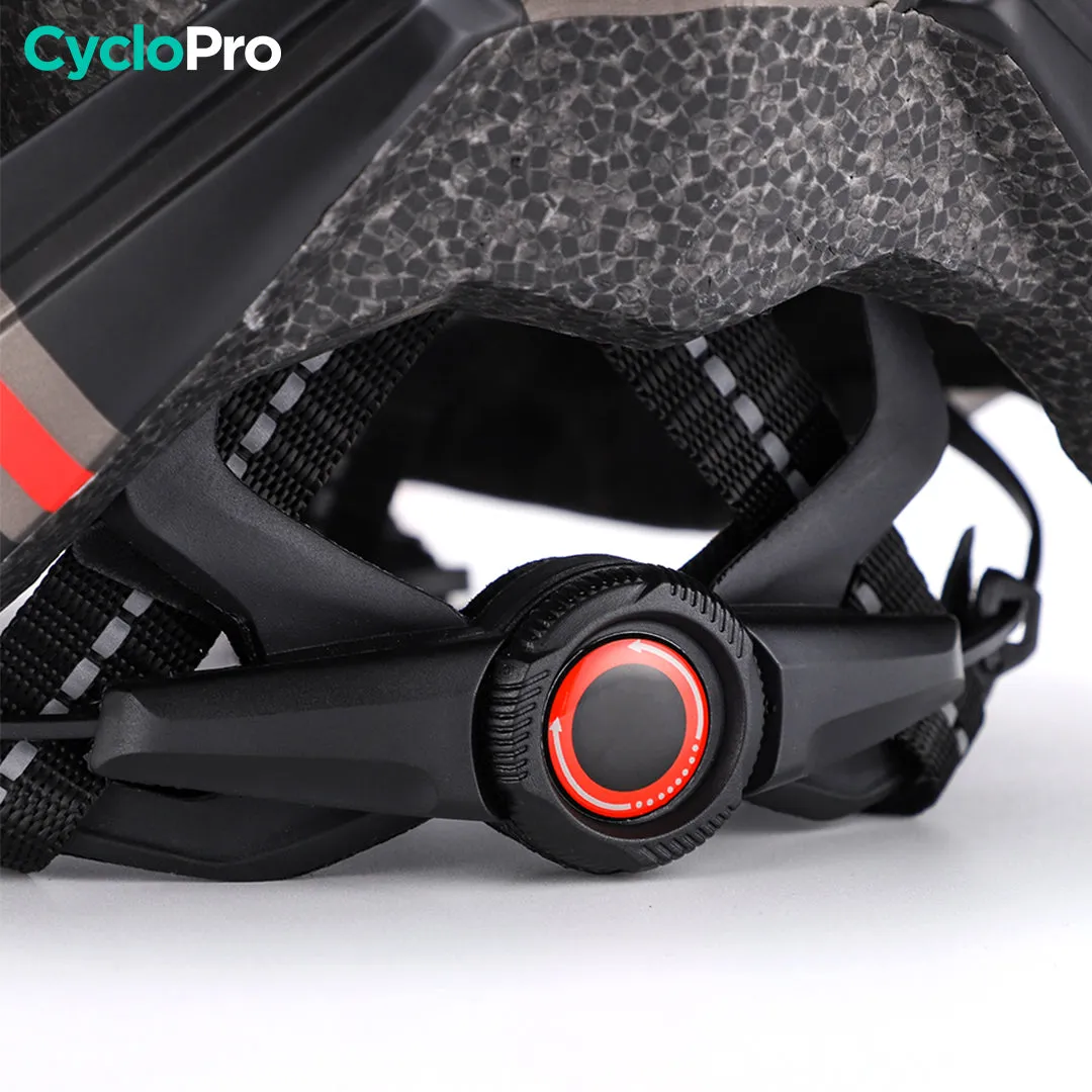 Casque vélo avec visière Blanc et Rouge - SportMax