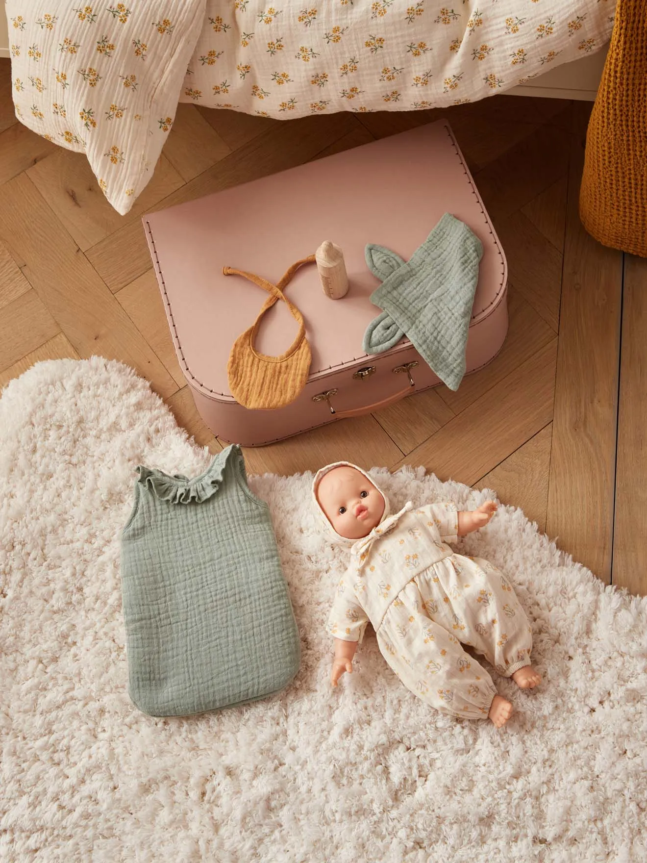 Ma valise d'antan - Collection Cyrillus X Minikane