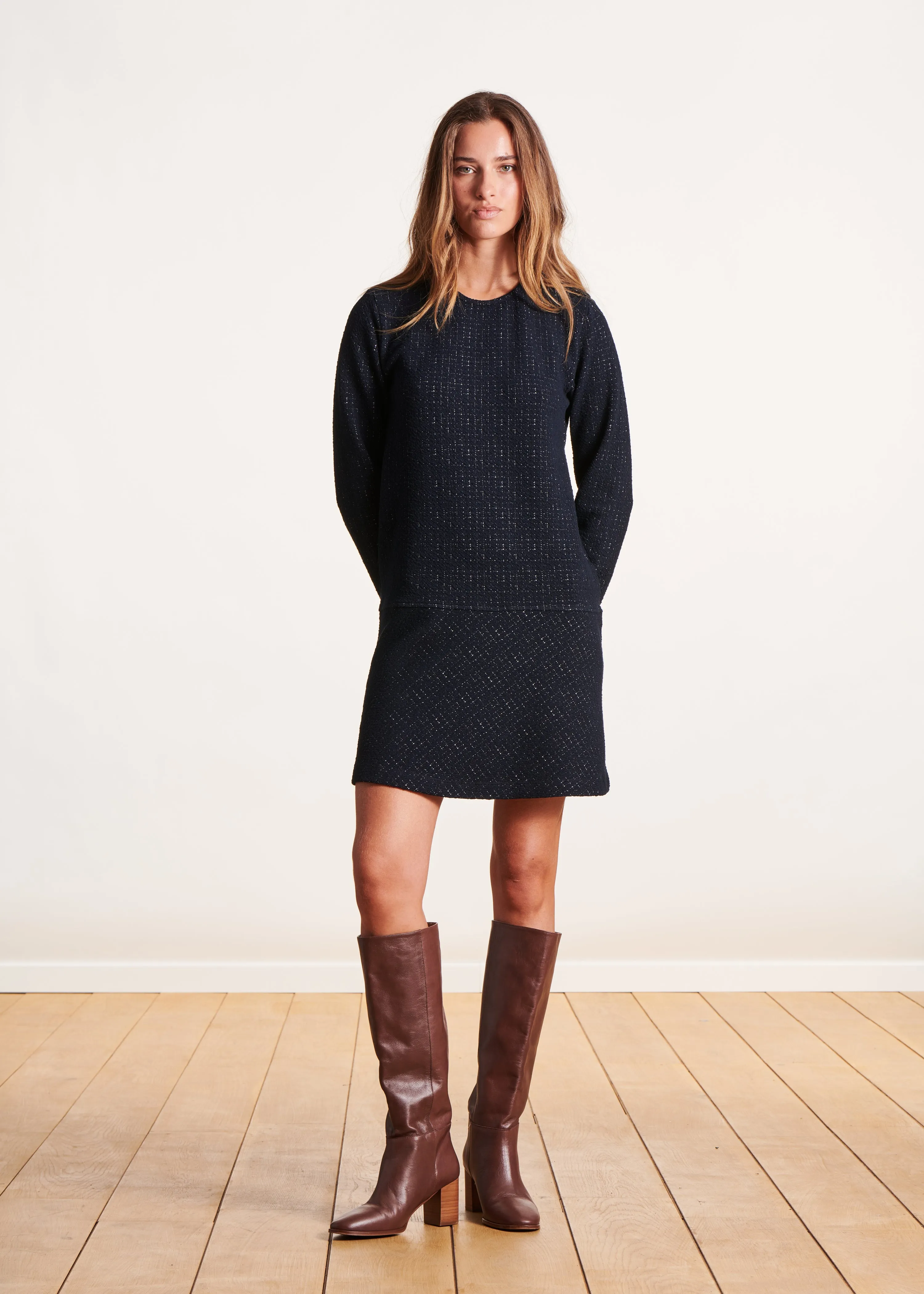 Robe courte bleu foncé en coton biologique