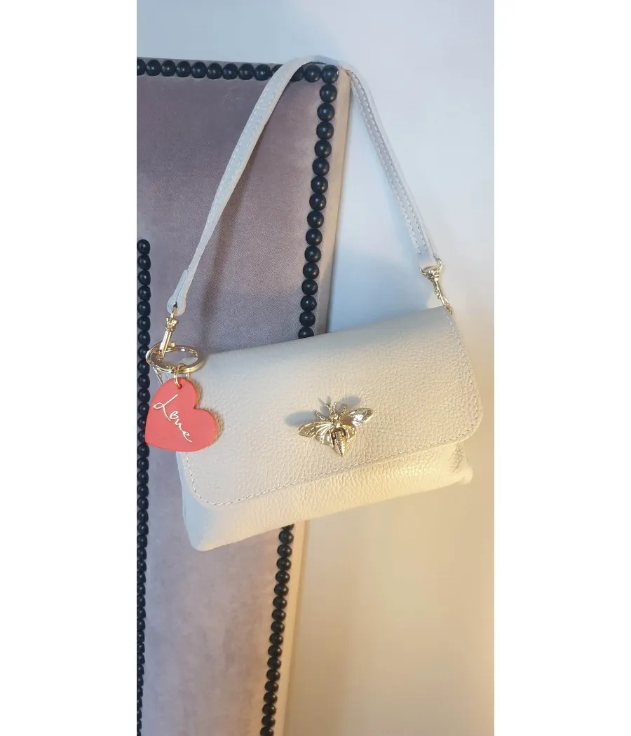 SANTAIA porte clés bijou sac coeur cuir rouge gravé love fait en italie