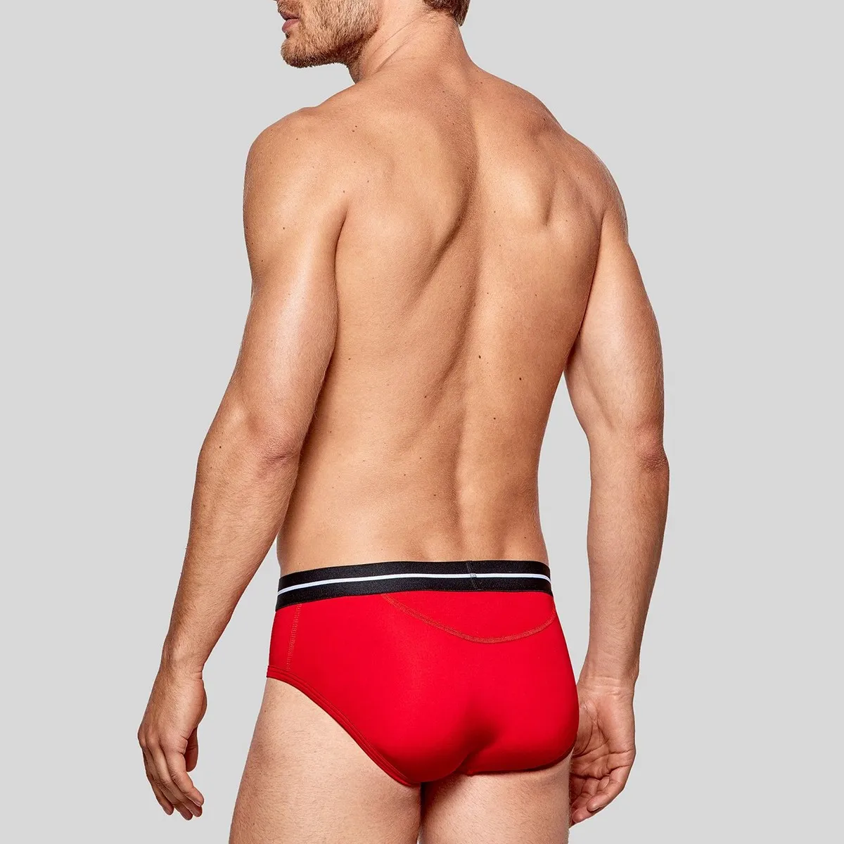 Slip homme anti-transpirant Airflow rouge par Impetus Sport