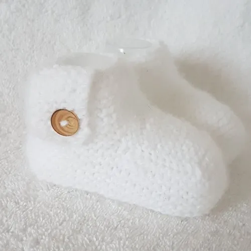 Sur commande : ensemble torsadé de couleur blanc en taille 3 mois